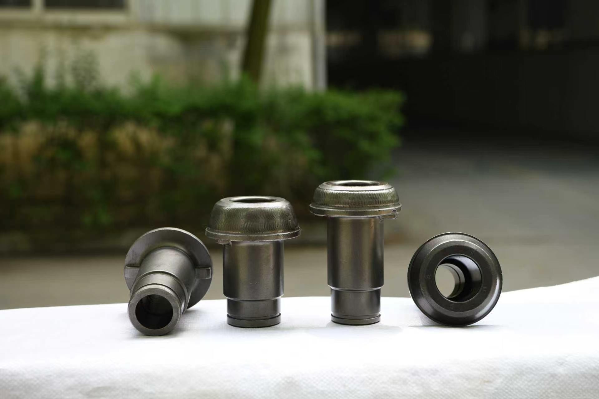 alloy drill bit with tungsten alloy welded 